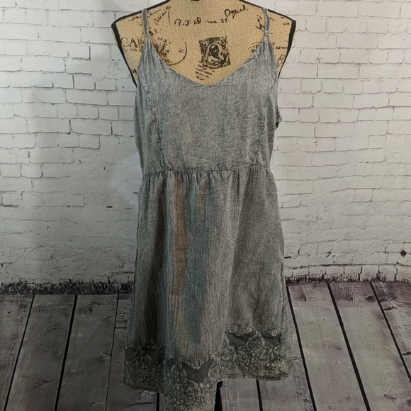 Romeo & Juliet Couture Dresses & Skirts - ROMEO + JULIET COUTURE Acid Wash Sundress